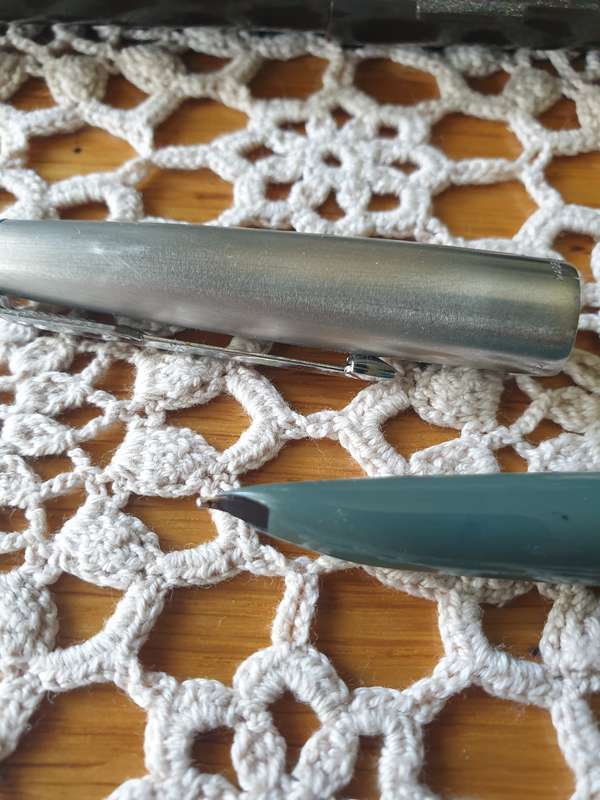 PARKER PEN | NEEDS A NEW REFILL | MADE IN ENGLAND