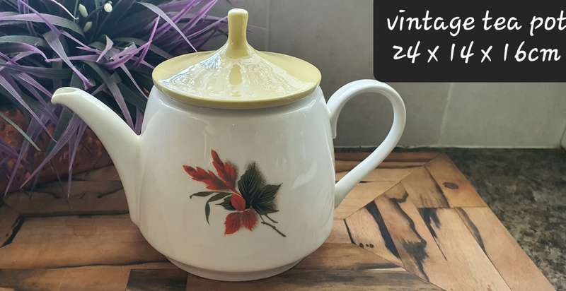 VINTAGE TEAPOT