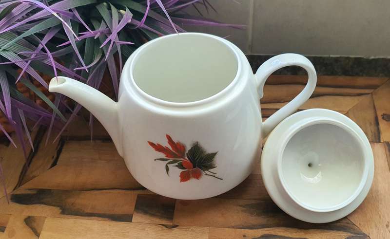 VINTAGE TEAPOT