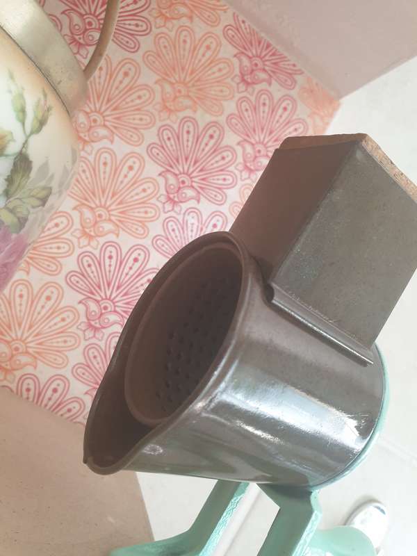 Lorraine table mount cast iron grinder with wood handle