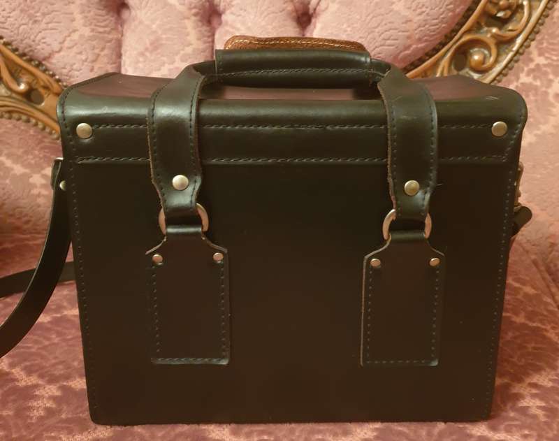 VERNON PRO-1100 UNIVERSAL VINTAGE RETRO CLASSIC FILM CAMERA CASE BAG USED CLEAN