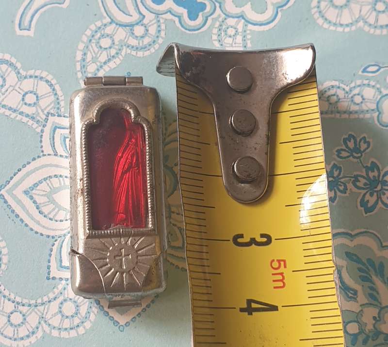 Catholic Pocket Shrine of Blessed Virgin  | Germany |