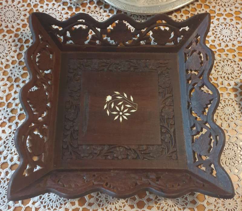 ORIGINAL VINTAGE 1970'S/80'S HAND CARVED FRUIT BOWL REAL WOOD WITH FLOWER INLAY