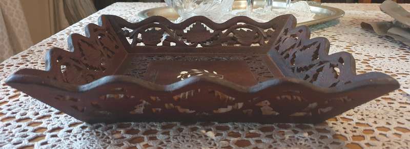 ORIGINAL VINTAGE 1970'S/80'S HAND CARVED FRUIT BOWL REAL WOOD WITH FLOWER INLAY