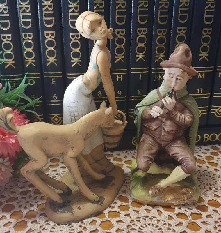 VINTAGE FIGURINES | DAMAGED | PLEASE LOOK AT ALL THE PHOTOS |