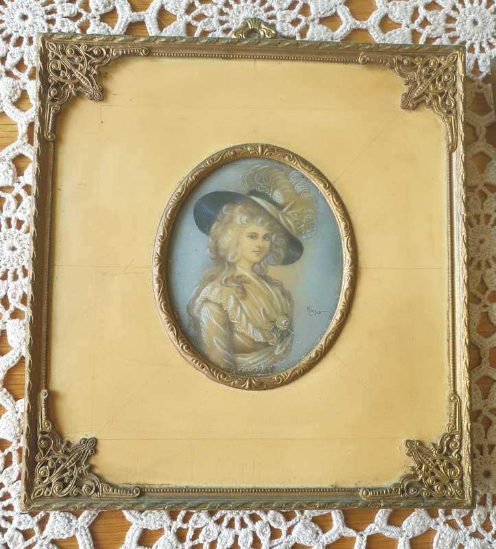 SET OF VINTAGE HAND PAINTED PICTURES