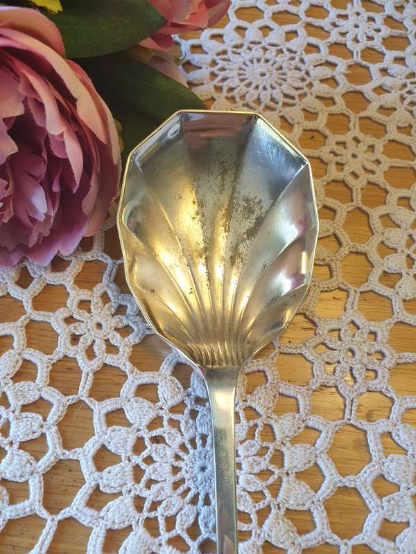 VINTAGE SET OF LARGE SERVING SPOON WITH SMALL JAM SPOON