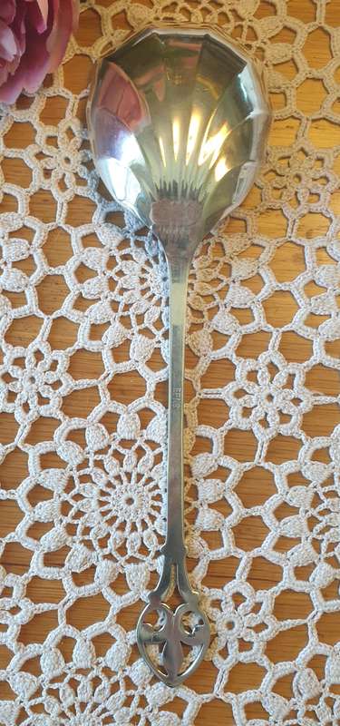 VINTAGE SET OF LARGE SERVING SPOON WITH SMALL JAM SPOON
