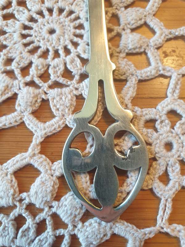 VINTAGE SET OF LARGE SERVING SPOON WITH SMALL JAM SPOON