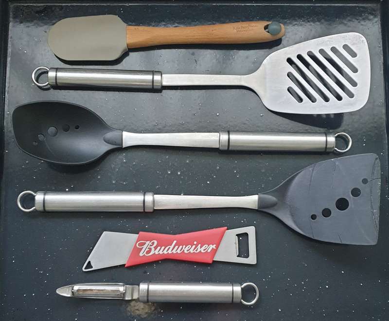 UTENSILS FOR YOUR KITCHEN