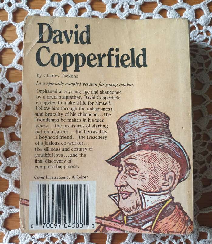 SET OF VINTAGE BOOKS | DECOR |