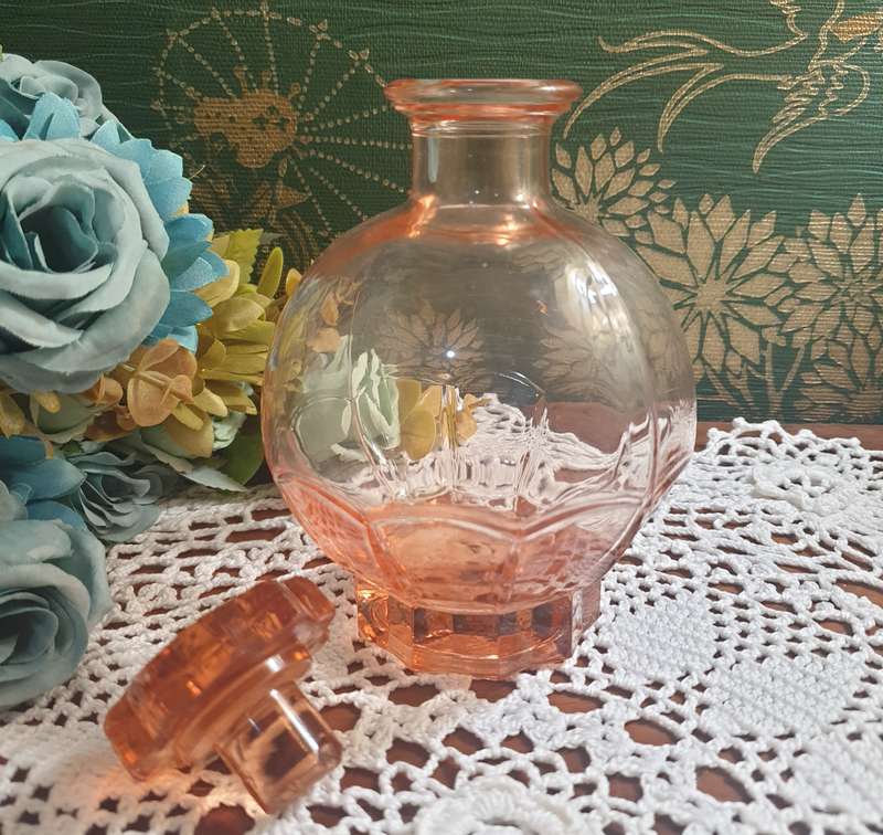 VINTAGE PEACH GLASS DECANTER