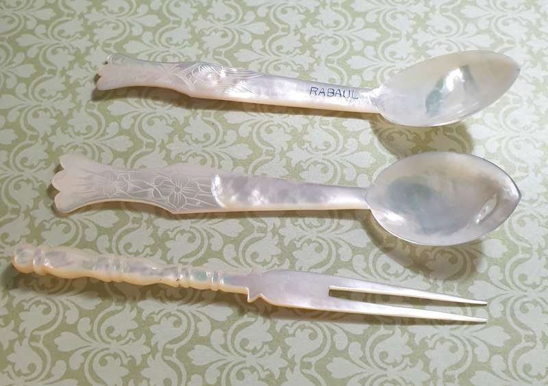 Mother of pearl caviar set