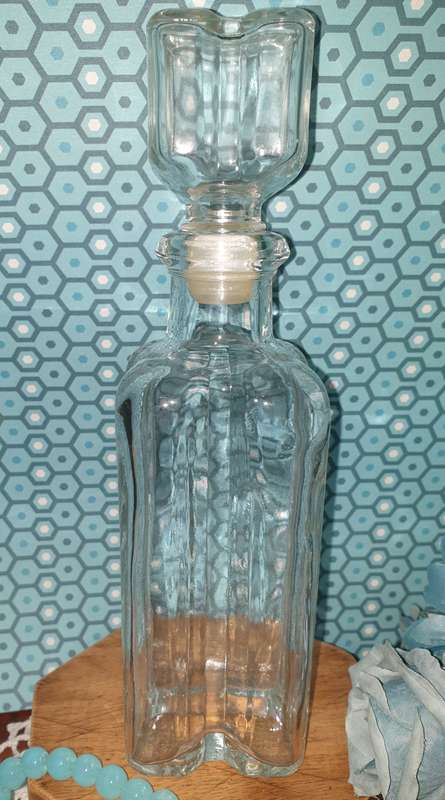 VINTAGE PERFUME BOTTLE 1970'S