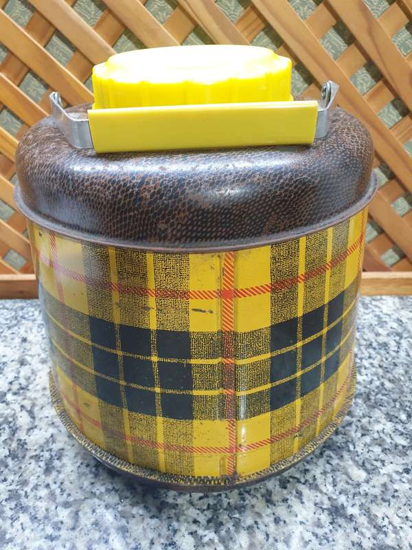 Very Rare 50's Tartan Thermos jug in very good condition