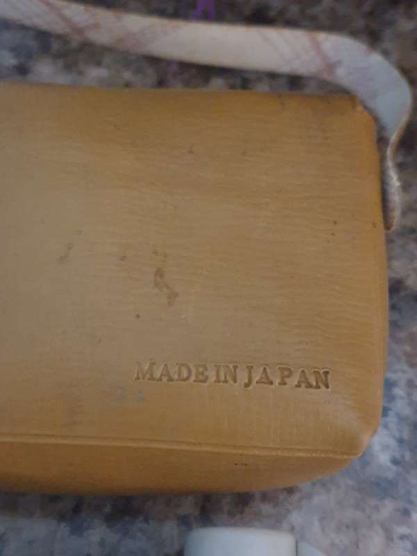 VINTAGE OPERA GLASSES WITH CASE