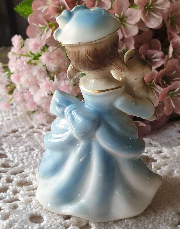 CAPRI ORNAMENTS