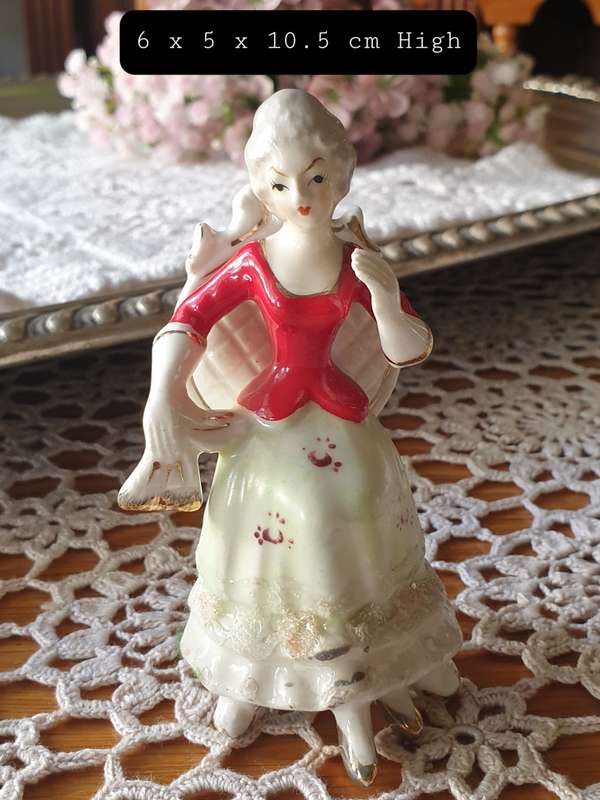 CAPRI ORNAMENTS
