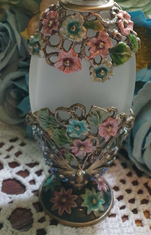 Exquisite Vintage Bejewled Art Deco Perfume Bottle