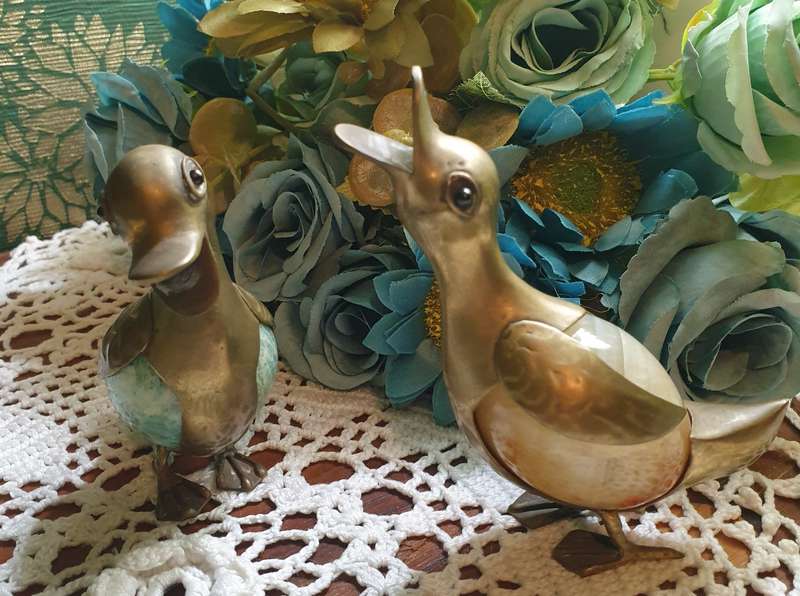 SET OF BRASS DUCKS | VINTAGE | ROTATING STONE BODY |
