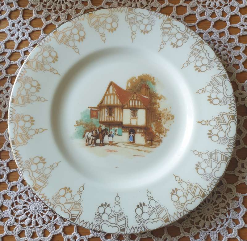 ROYAL DOULTON  | WALL PLATE |