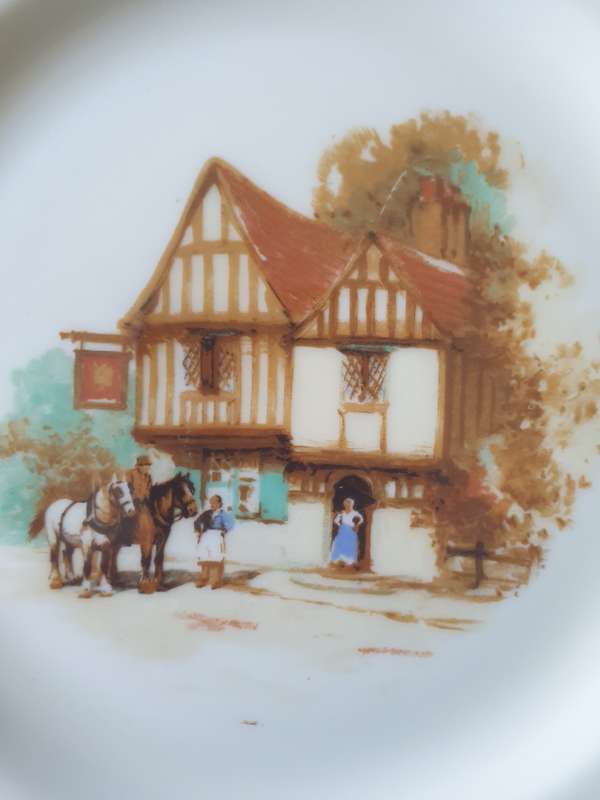 ROYAL DOULTON  | WALL PLATE |