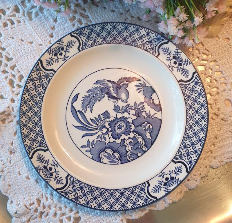 Wood & Sons "Yuan" Blue and White china Wall Plate