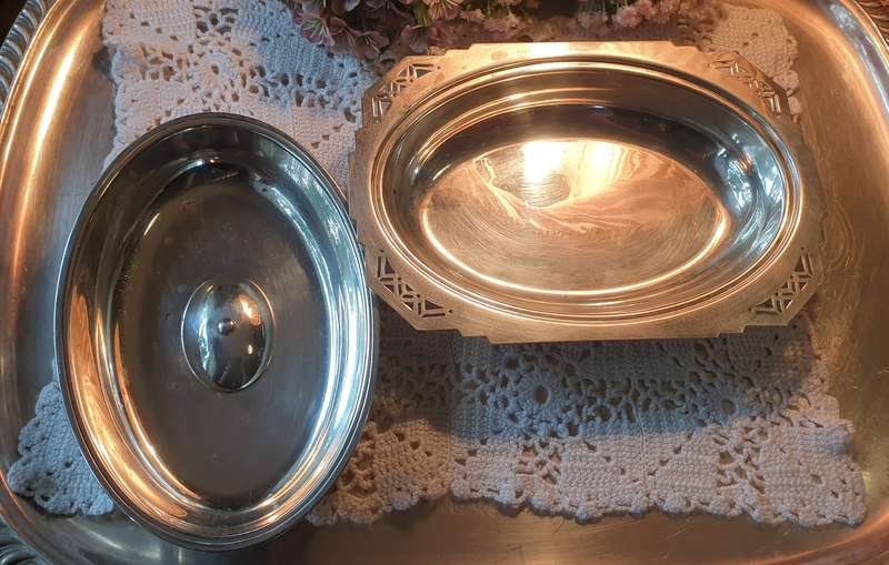 SILVER PLATED SERVING BOWL WITH LID