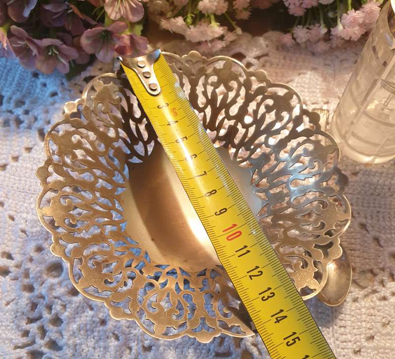 Condiment Set with small plated bowl