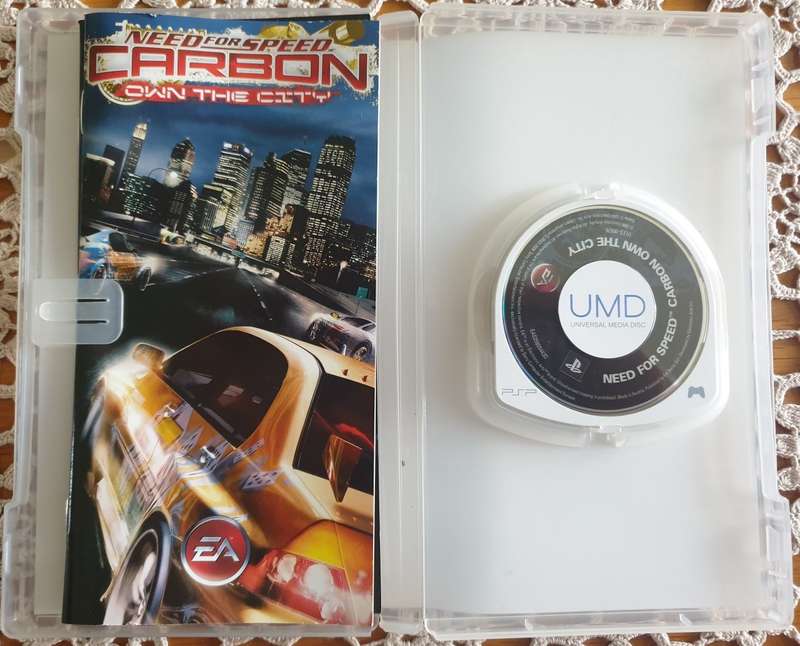Playstation PSP  game _Need for speed carbon