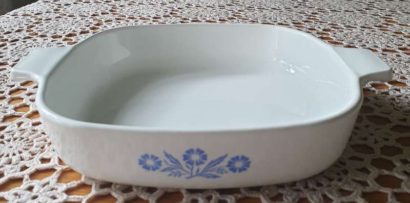 SMALL CORNINGWARE OVEN BOWL | MADE IN THE USA |
