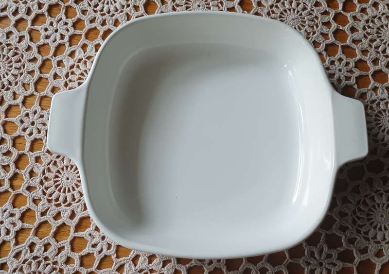SMALL CORNINGWARE OVEN BOWL | MADE IN THE USA |