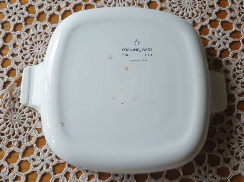 SMALL CORNINGWARE OVEN BOWL | MADE IN THE USA |