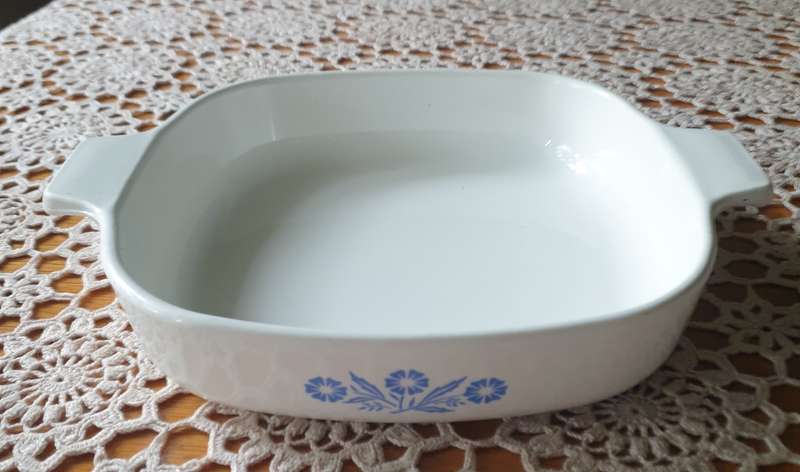 SMALL CORNINGWARE OVEN BOWL | MADE IN THE USA |
