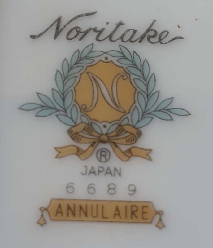 Vintage Noritake `Annulaire` Serving Bowl  Made In Japan