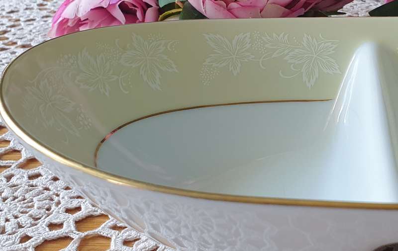 Vintage Noritake `Annulaire` Serving Bowl  Made In Japan