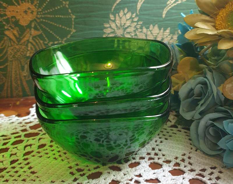 VERECO emerald green dessert bowls, vintage France | SET OF 3 |