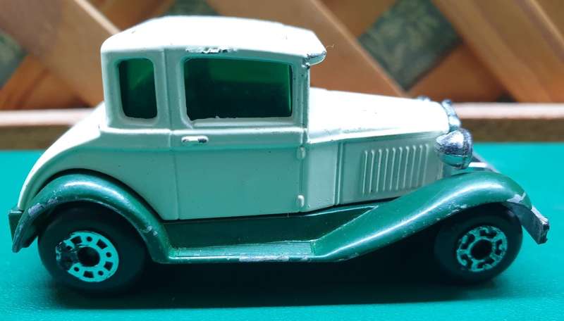 MATCHBOX - Model A Ford 1979    No 73