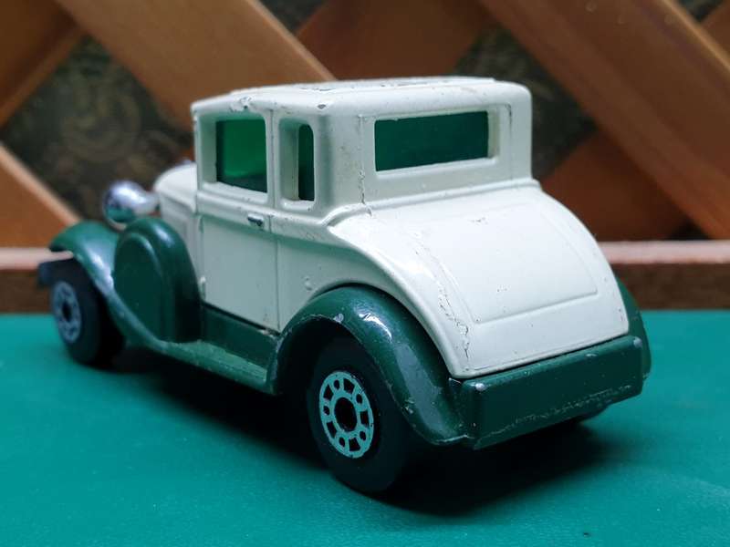 MATCHBOX - Model A Ford 1979    No 73