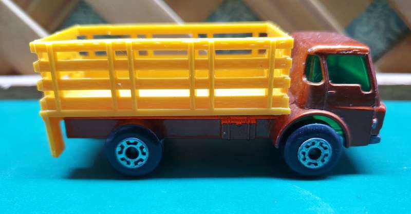 MATCHBOX -  Cattle truck 1976    No 71