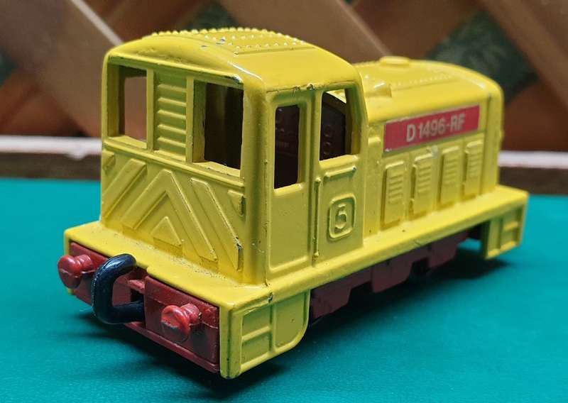 MATCHBOX -  Shunter Loco     1978   No 24