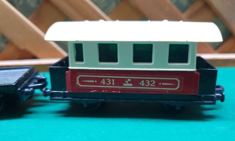 MATCHBOX -  Shunter No 24    1978 AND  Flat car 1978 AND Passenger Coach 1978 No44