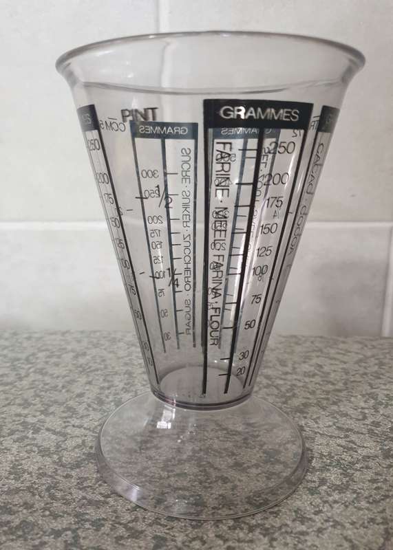 THE PERFECT MEASURING CUP FOR YOUR KITCHEN