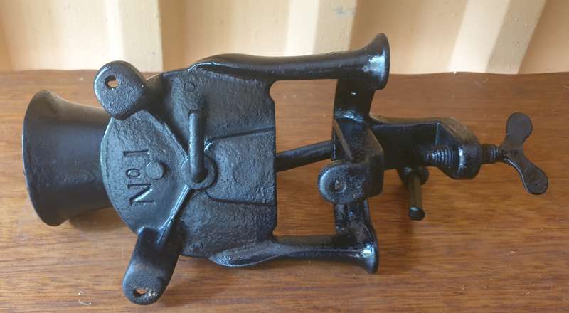 Antique  coffee grinder | BARGAIN AT THIS PRICE |