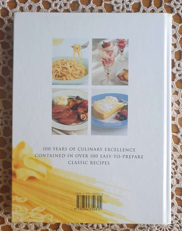 Le Cordon Bleu Quick Classics Book by Jeni Wright