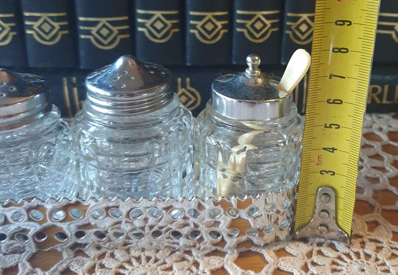 Cruet Set for your Collection