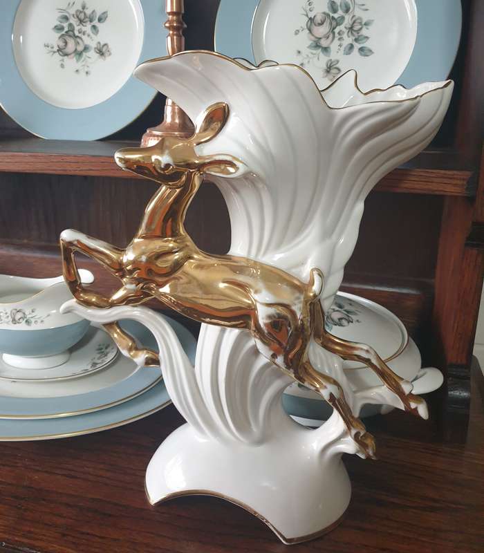 VINTAGE ITALIAN DEER ORNAMENT VASE | 24 CT GOLD | 01