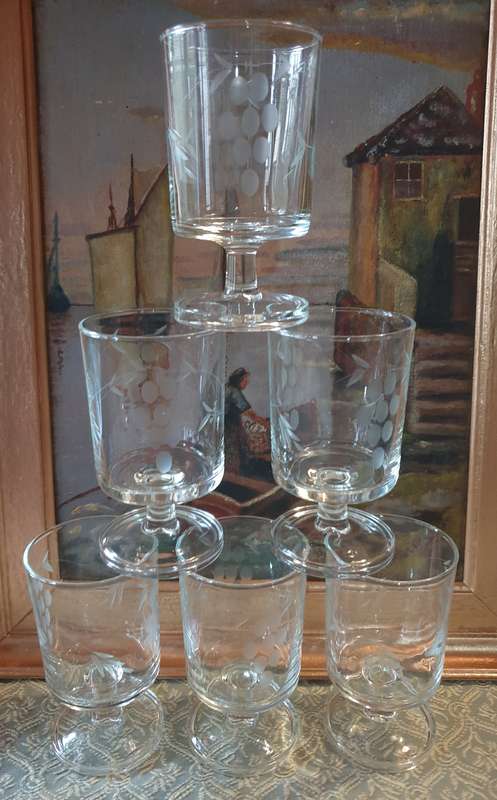 6 Vintage french stem glasses