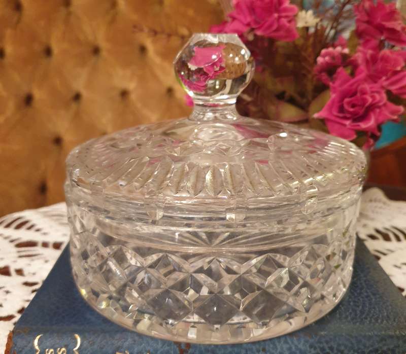 Waterford Giftware Crystal |  Candy Box & Lid |  Very Nice!