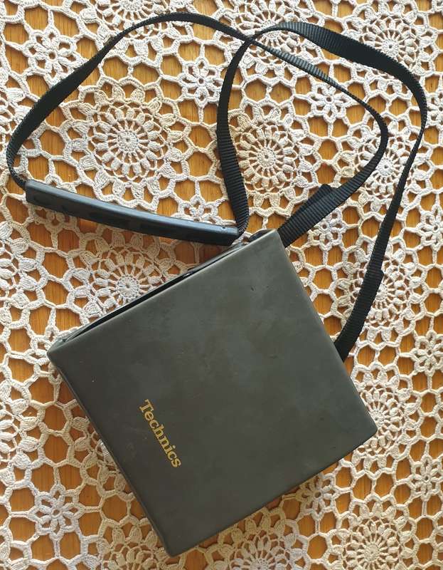 ONLY ONE FOR SALE IN SOUTH AFRICA - ULTRA RARE   Technics SL-XP6 CD WALKMAN